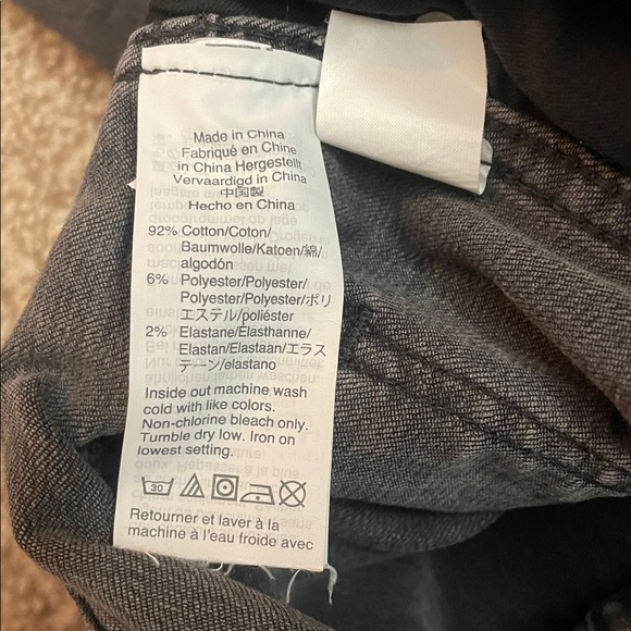 Madewell Black 10” High Rise Button Fly Skinny Jeans - Picture 6 of 7